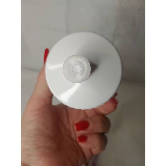 Amazon JFK8 4 Years Lavender Lanyard & Clear Water Bottle - Picture 3 of 8